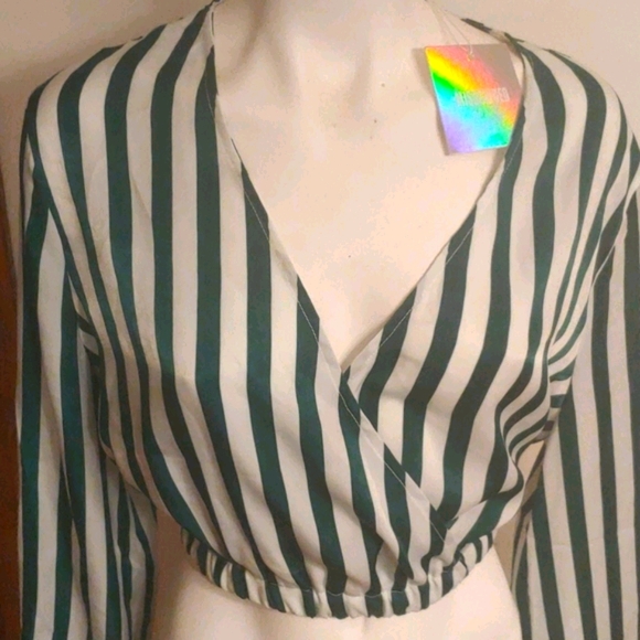 Misguided maxi stripe wrap crop top green/white Size 12 - Picture 3 of 10